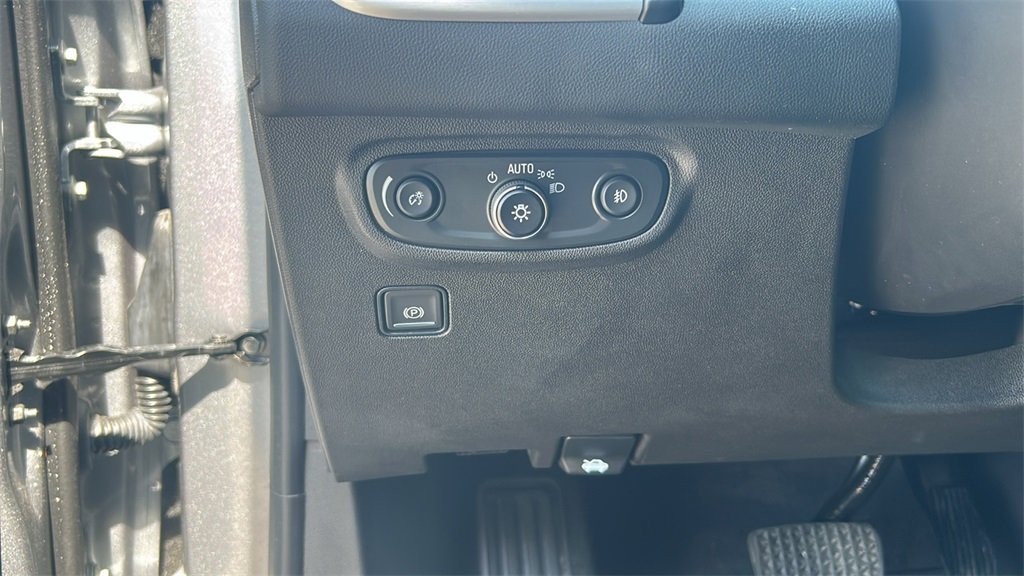 2023 Gmc Terrain SLT photo 12
