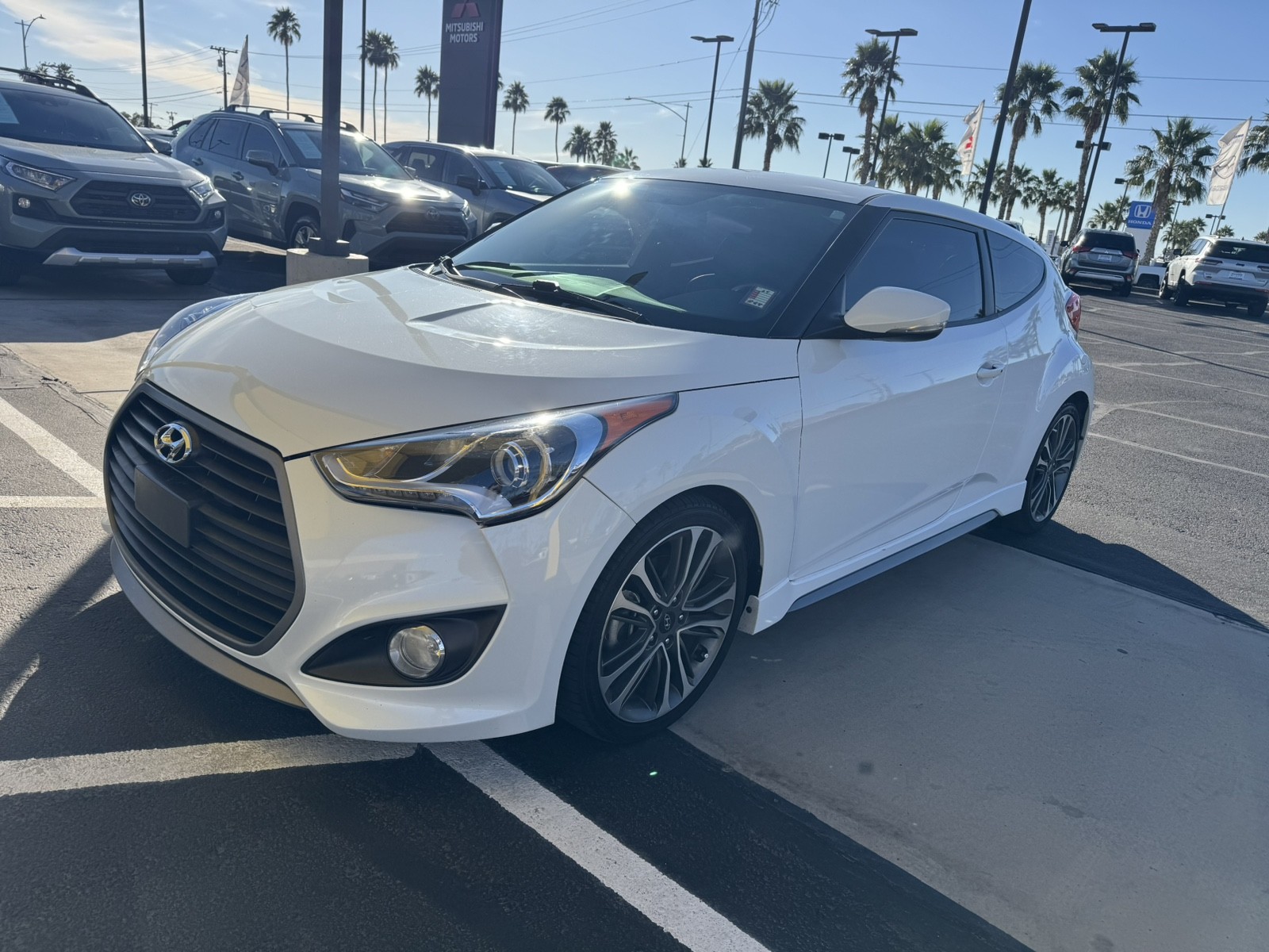 2017 Hyundai Veloster's photo