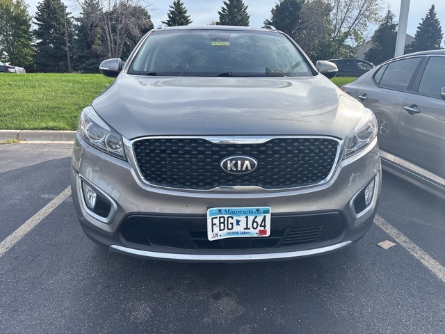 Used 2018 Kia Sorento EX with VIN 5XYPHDA55JG366069 for sale in Shakopee, Minnesota