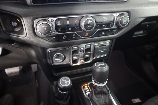 2025 Jeep Wrangler Sport S photo 12