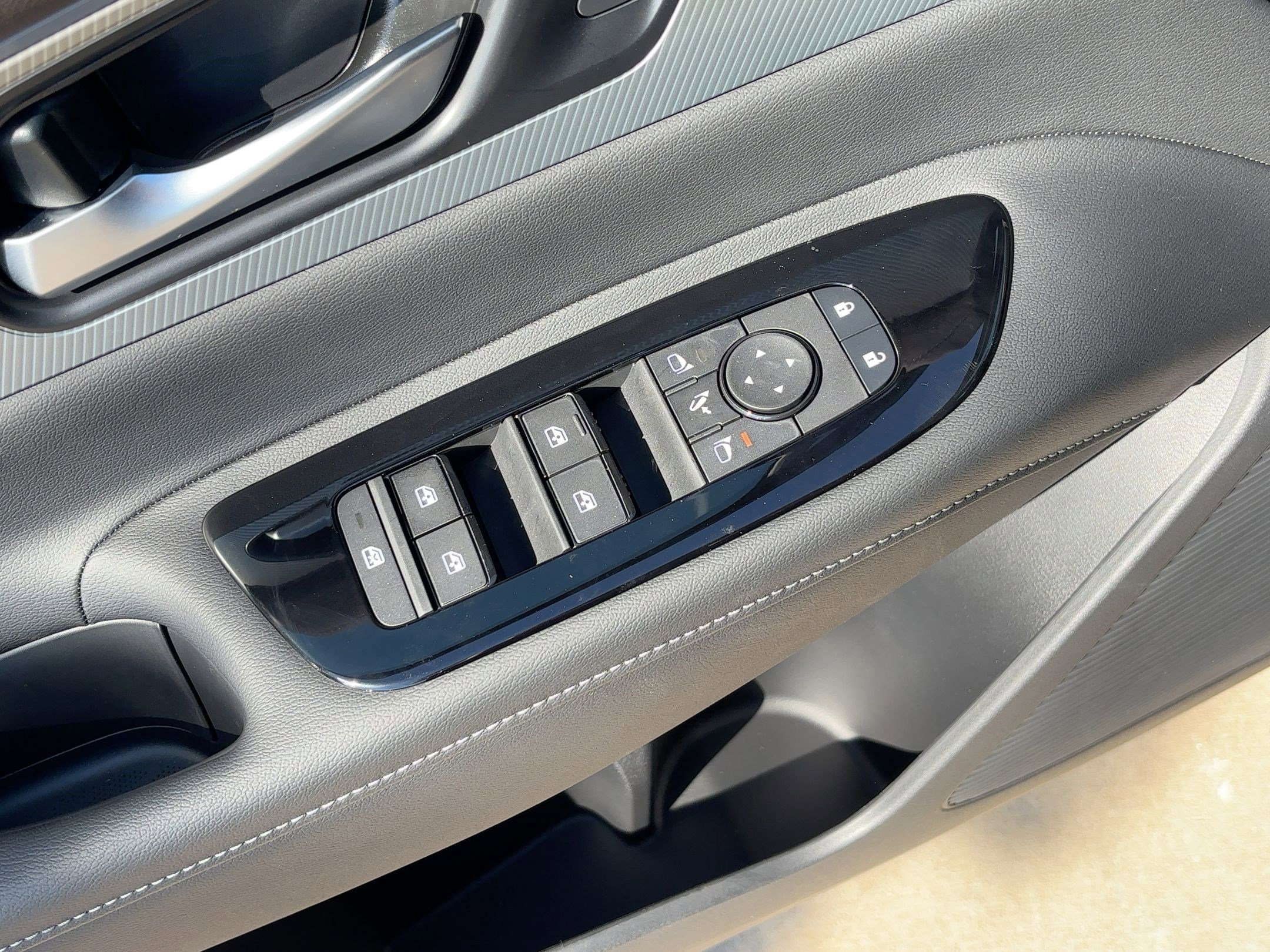 2026 Nissan Murano Platinum photo 13