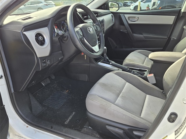 2018 Toyota Corolla LE photo 4