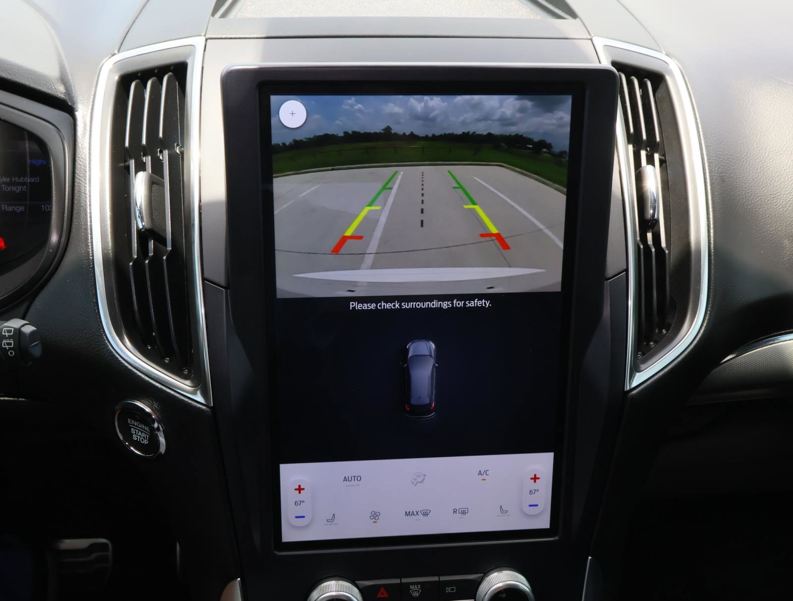 2022 Ford Edge ST photo 23