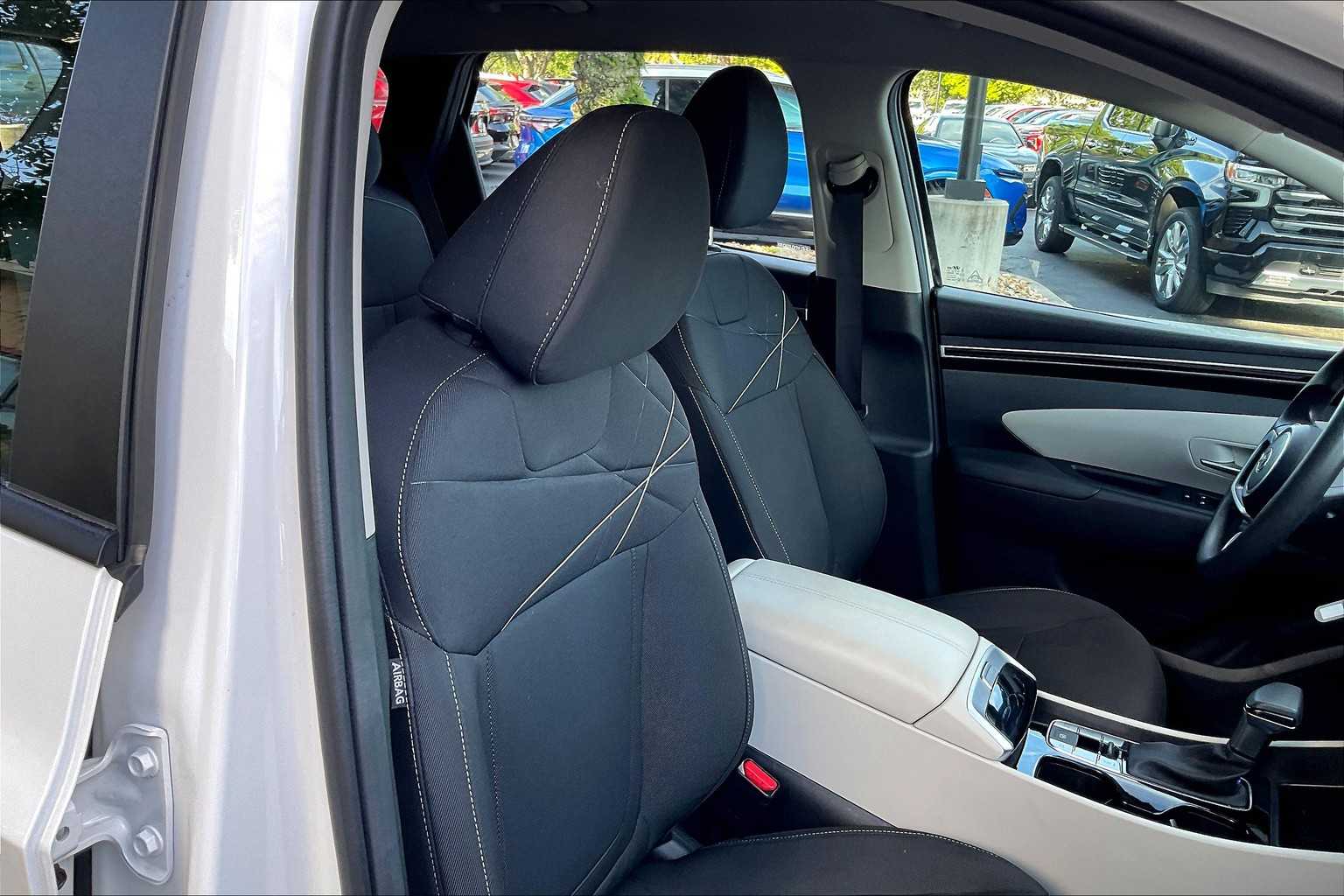 2024 Hyundai Tucson SE photo 7