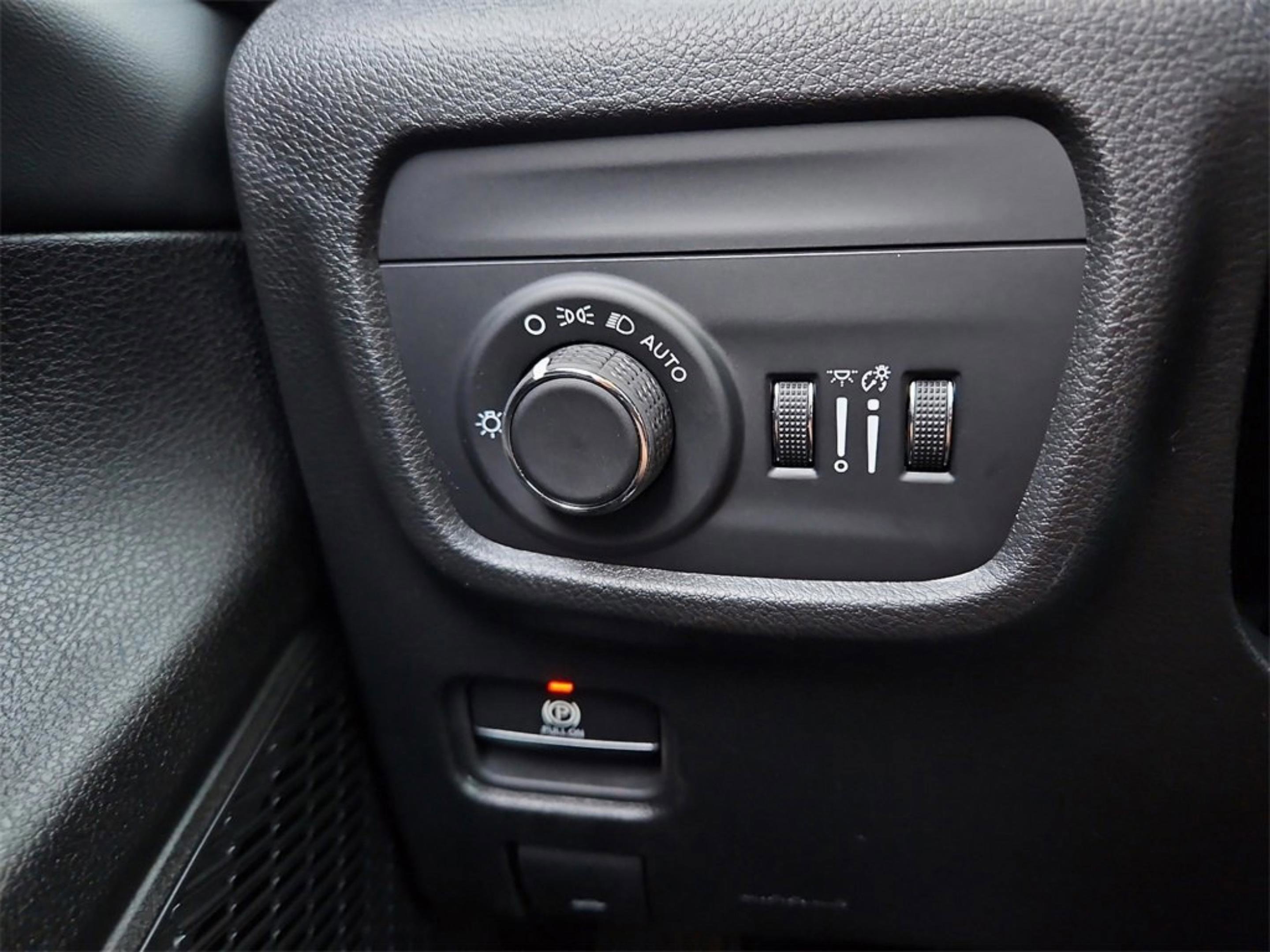 2025 Jeep Grand Cherokee Altitude X photo 13