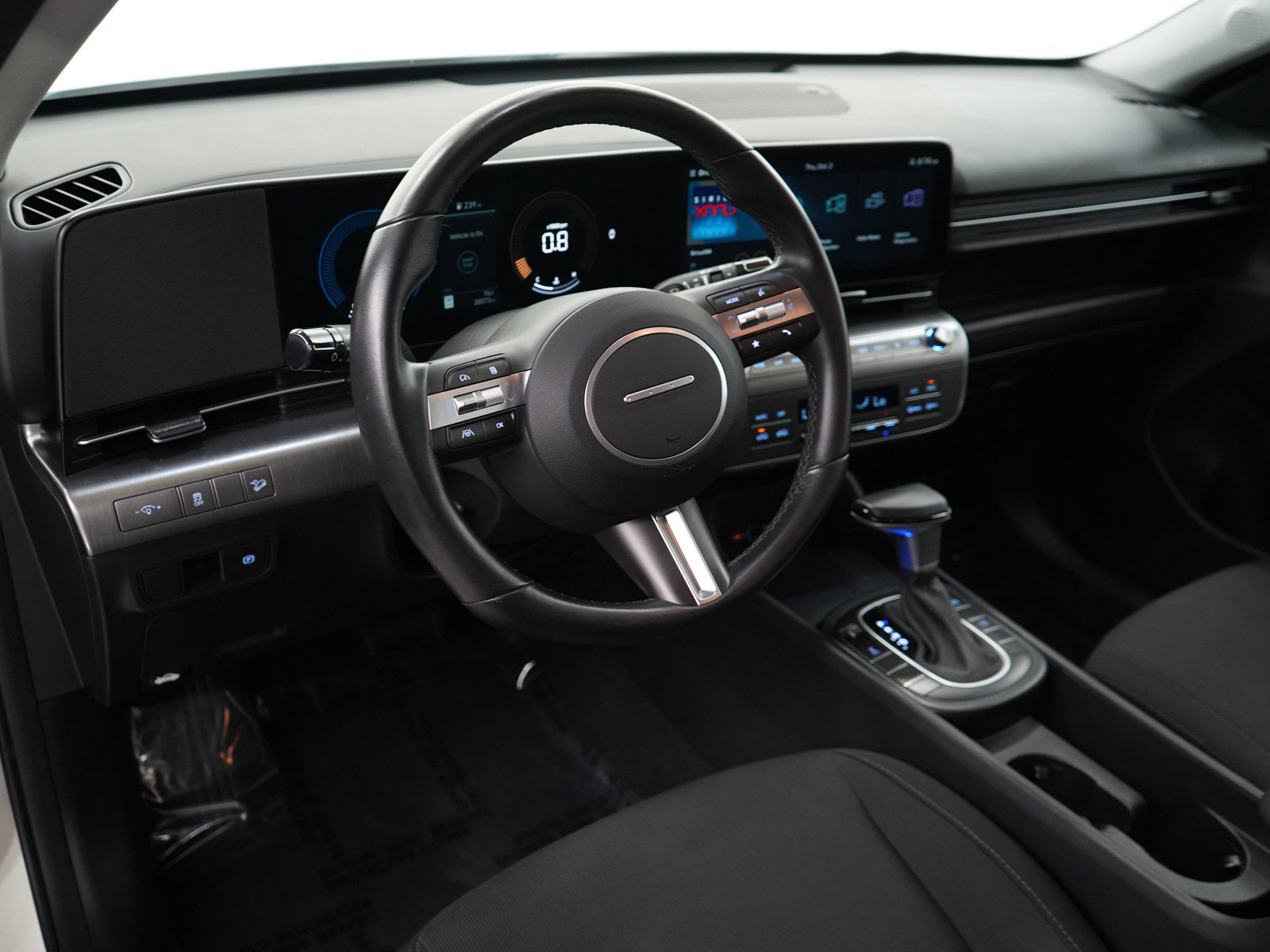 2024 Hyundai Kona SEL photo 17