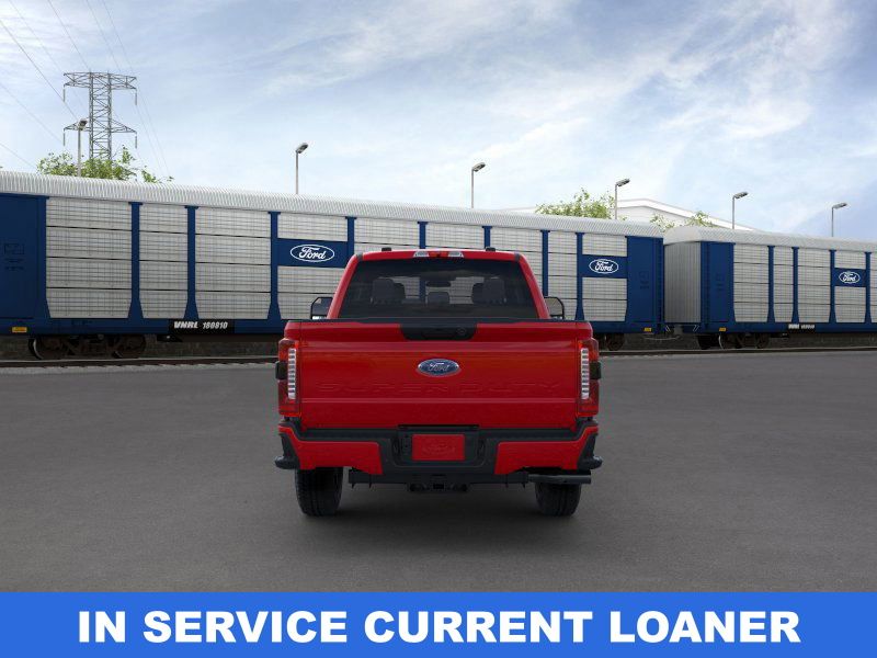 2025 Ford F-250 photo 5