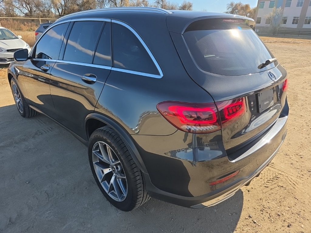 2020 Mercedes Benz GLC 300 4MATIC photo 3