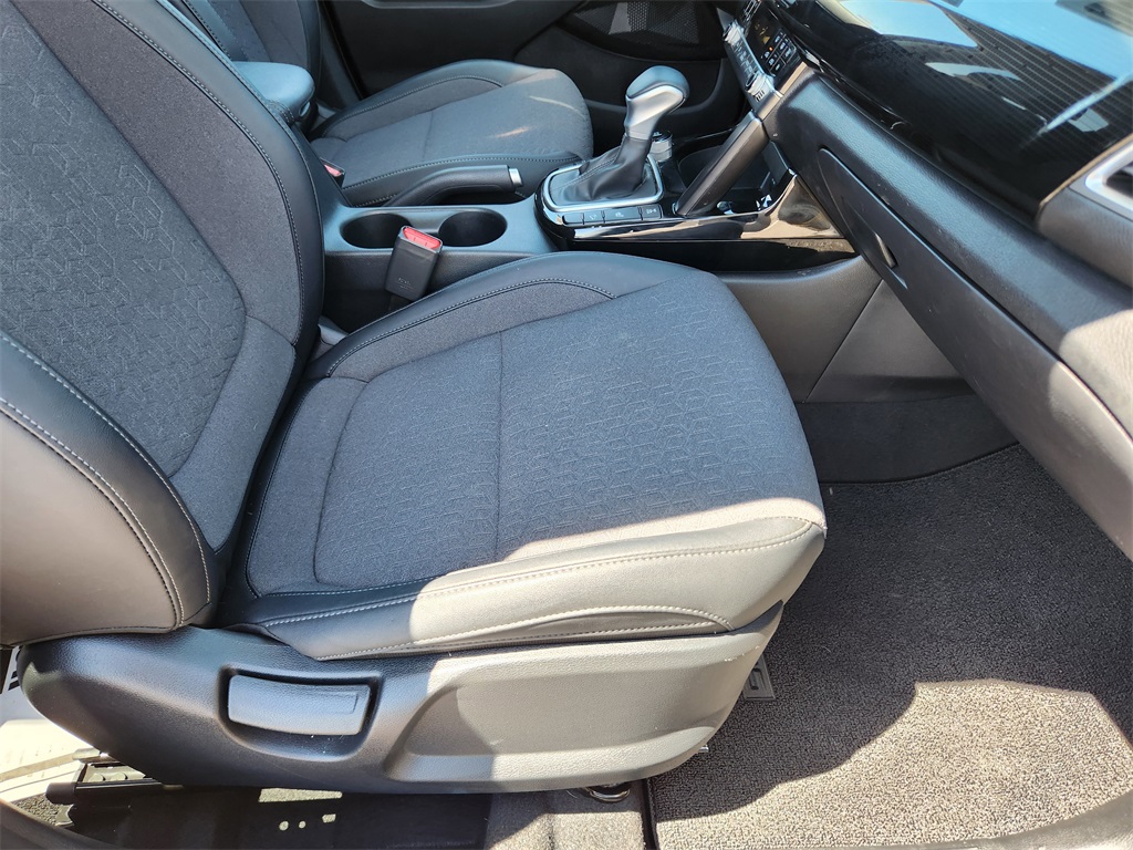 2024 Kia Seltos X-Line photo 7