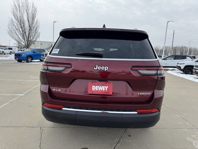 2025 Jeep Grand Cherokee Limited photo 4