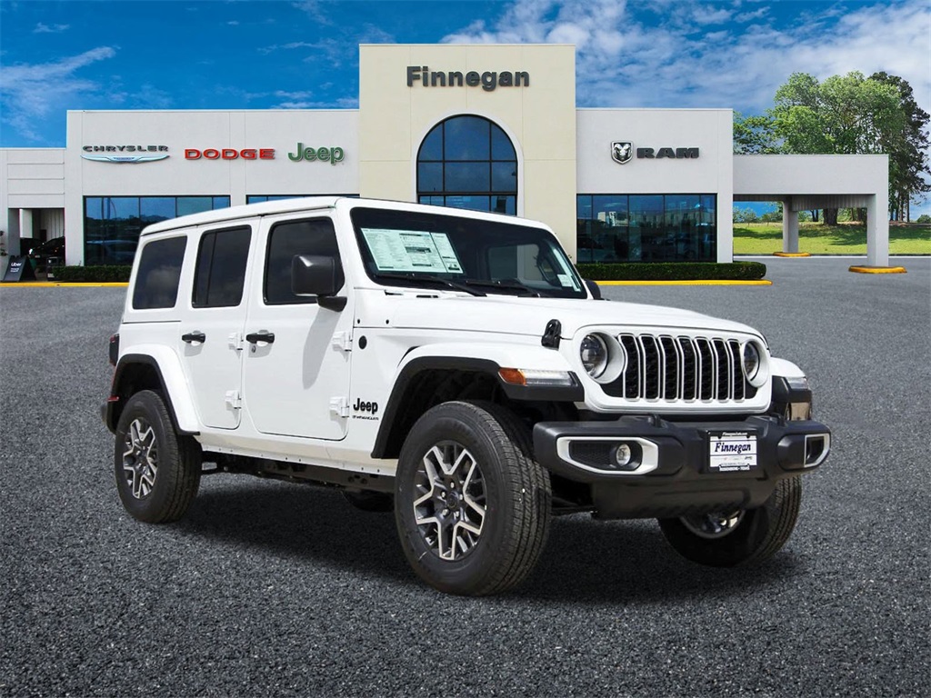 2025 Jeep Wrangler 4-Door Sahara's photo