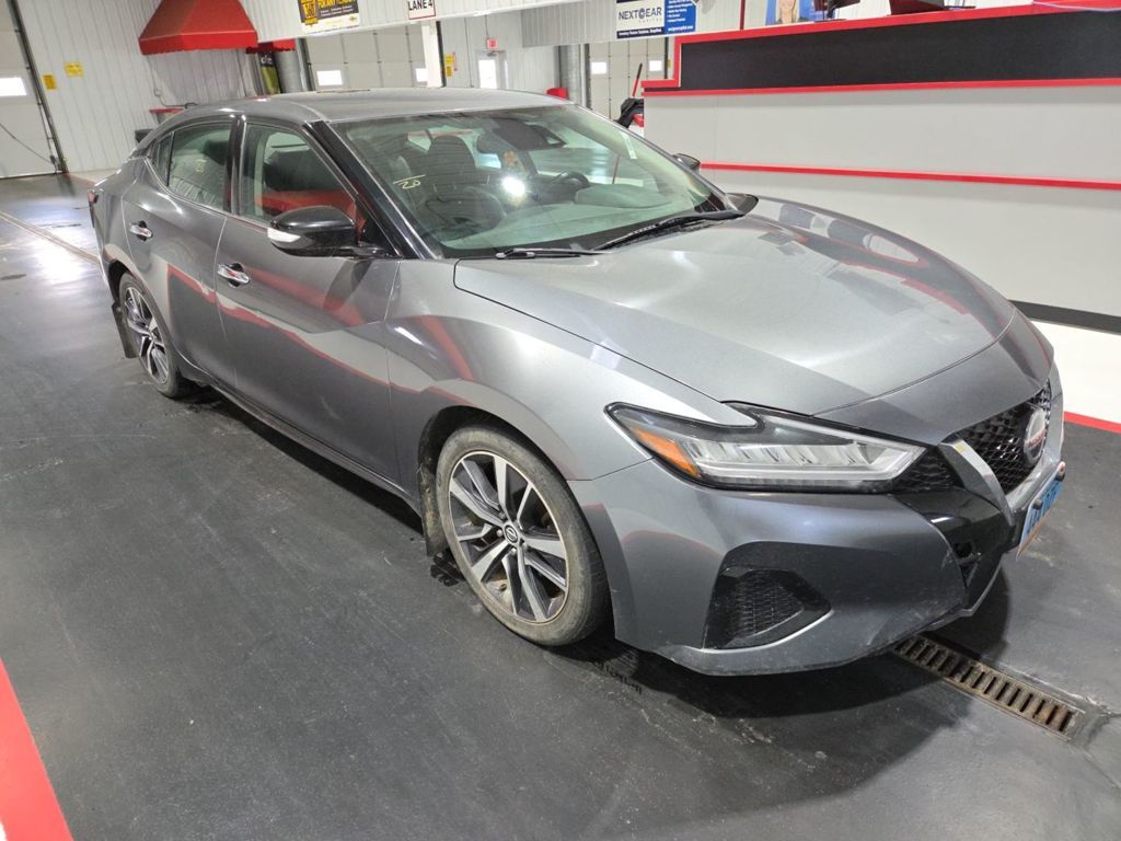 2020 Nissan Maxima SV