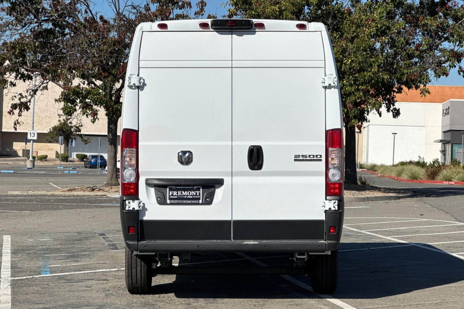 2026 Ram ProMaster 2500 photo 3