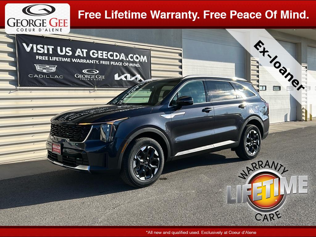 2025 Kia Sorento S's photo