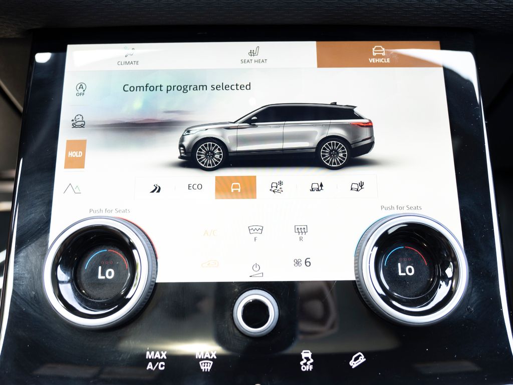2023 Land Rover Range Rover Velar R-Dynamic S photo 25