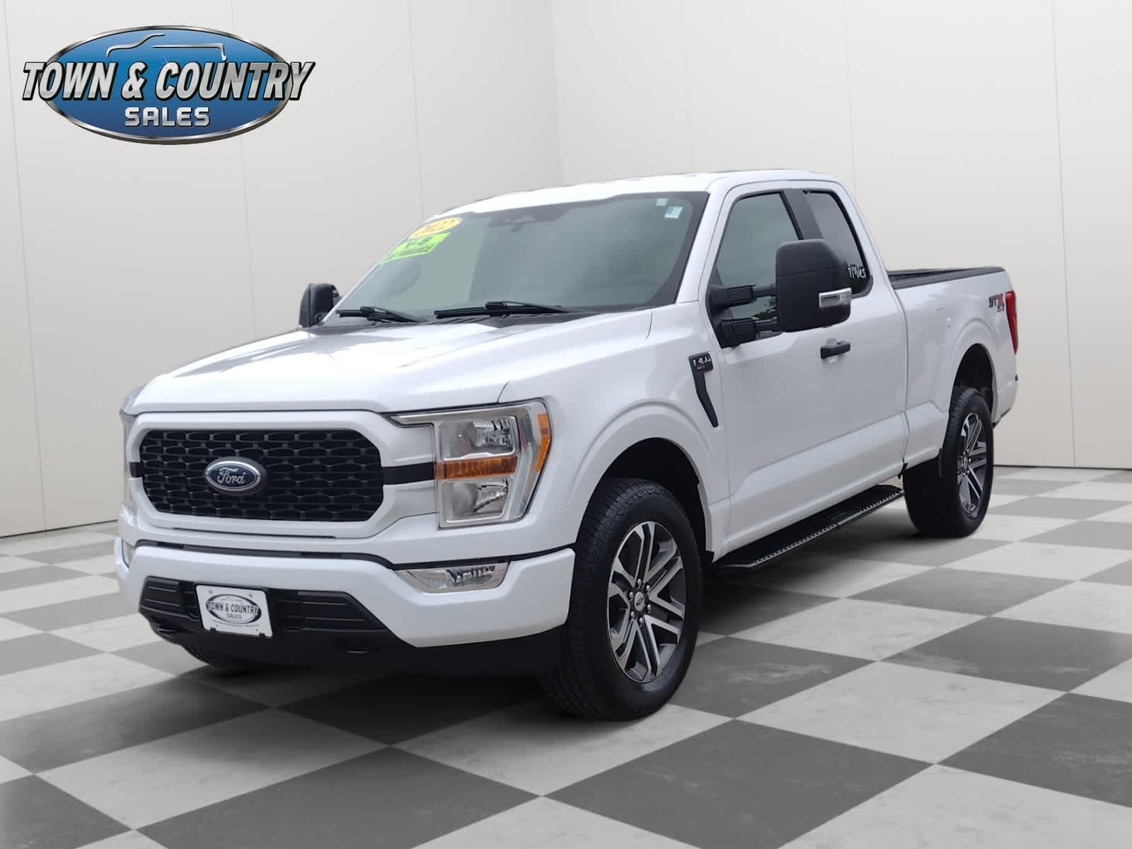 2022 Ford F-150 XL photo 3
