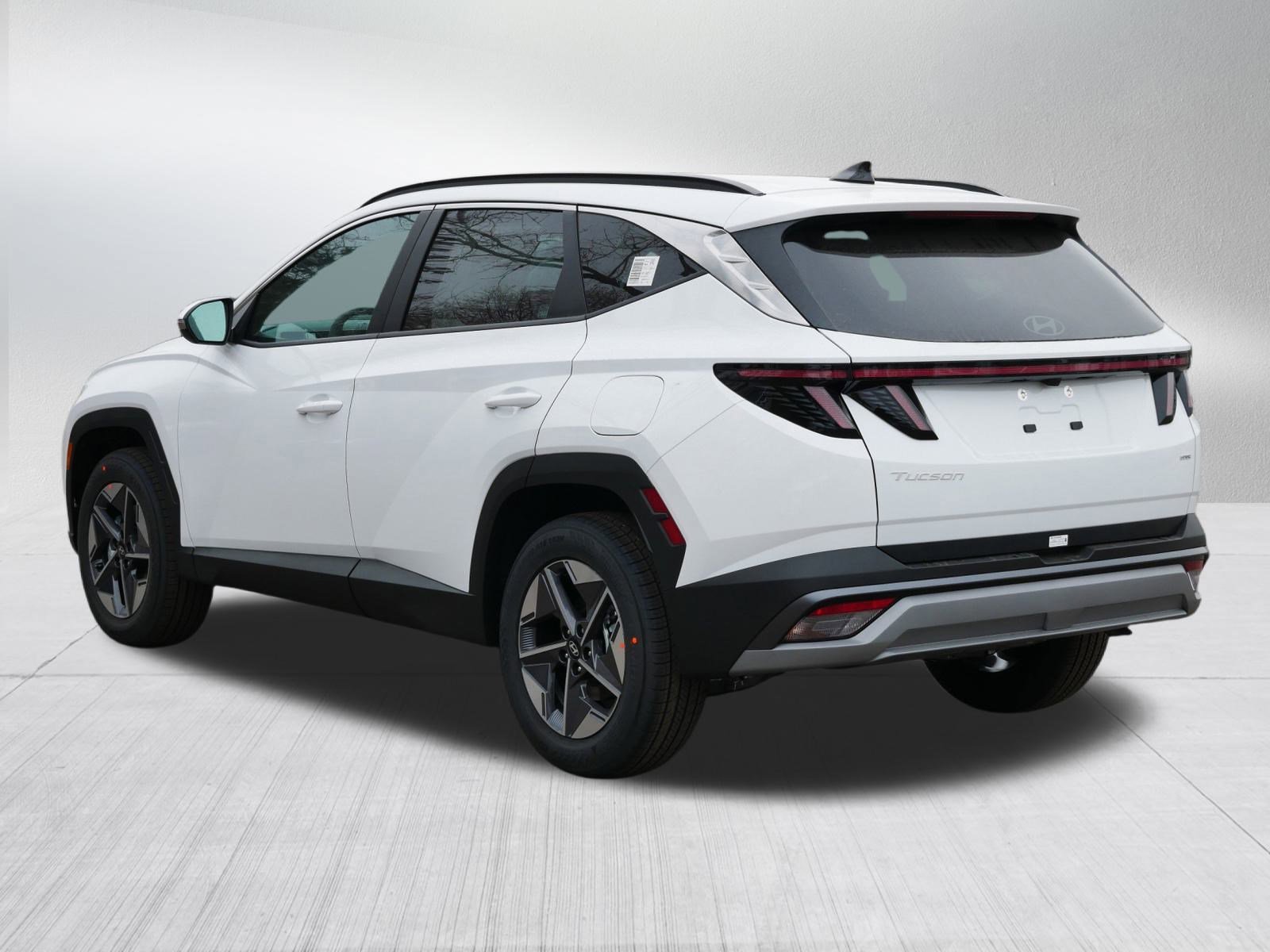 2026 Hyundai Tucson SEL Convenience photo 2