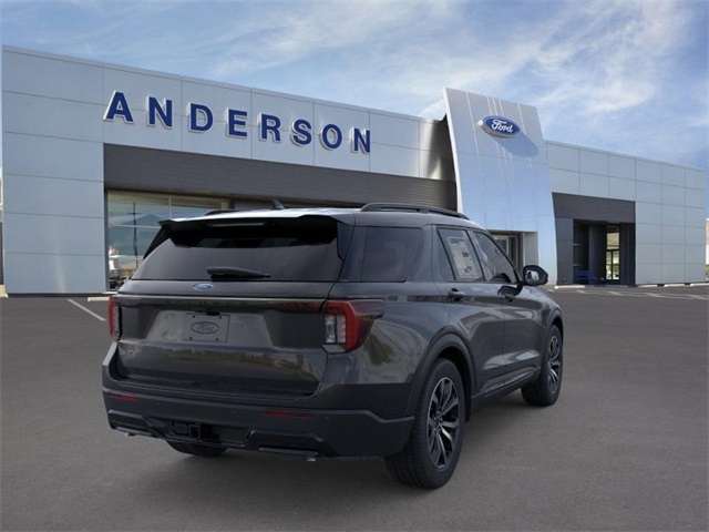 2025 Ford Explorer ST-Line photo 5