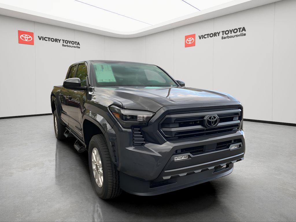 2025 Toyota Tacoma SR5's photo