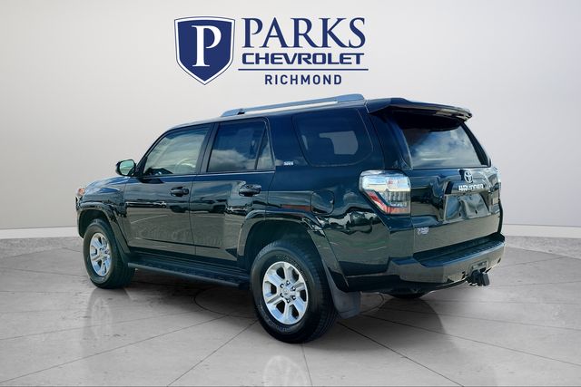 2014 Toyota 4Runner SR5 photo 4
