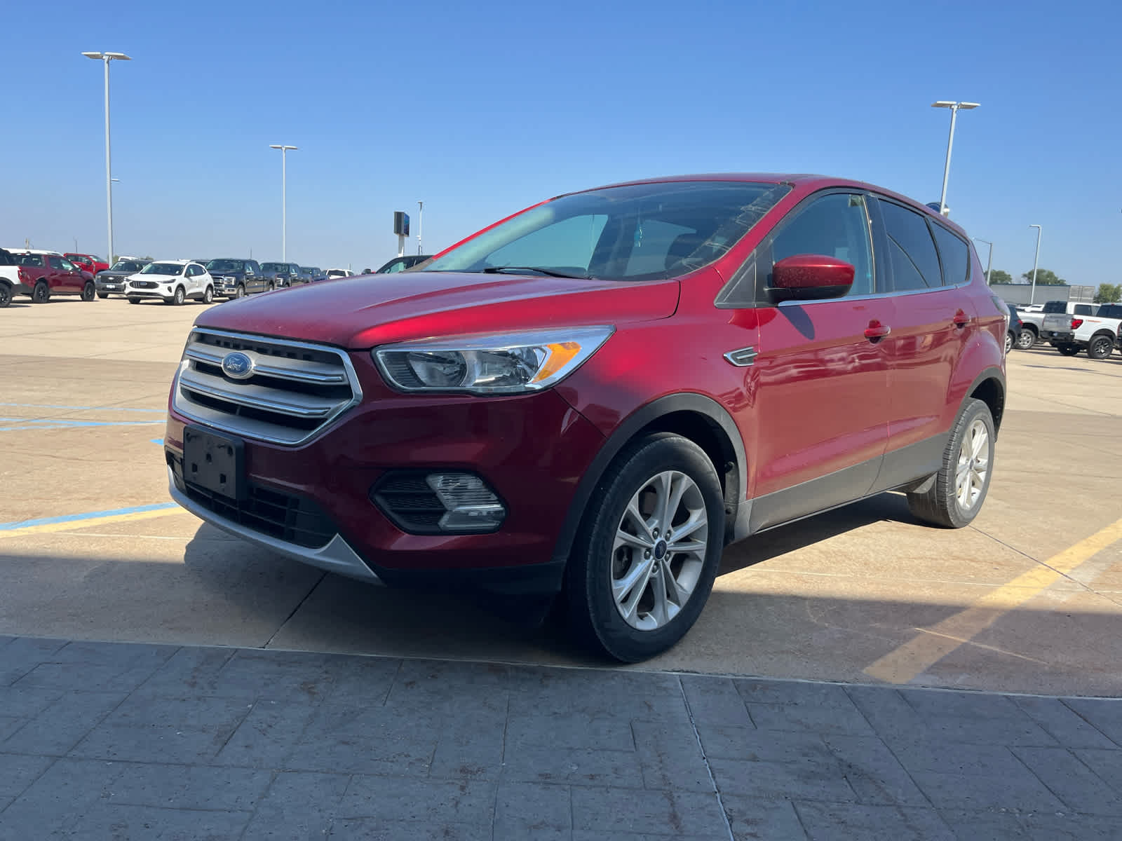 2017 Ford Escape SE photo 2