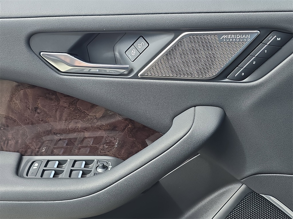 2020 Jaguar I-PACE S photo 29