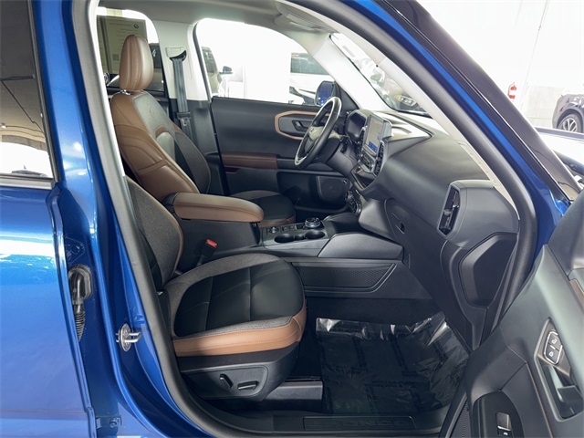 2023 Ford Bronco Sport Outer Banks photo 10