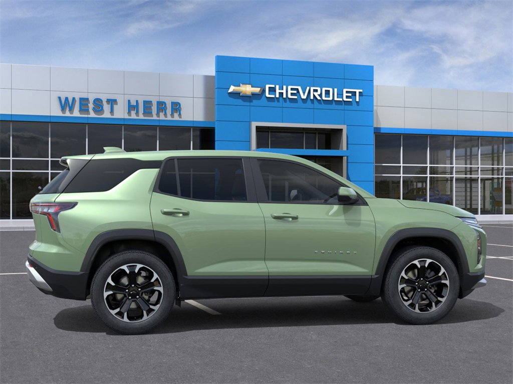 2025 Chevrolet Equinox LT photo 4