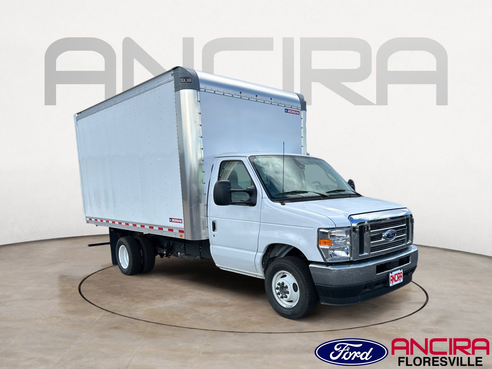 2025 Ford E-Series Cutaway Base's photo