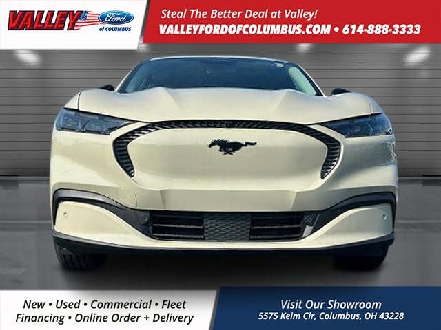2025 Ford Mustang Mach-E Select photo 2