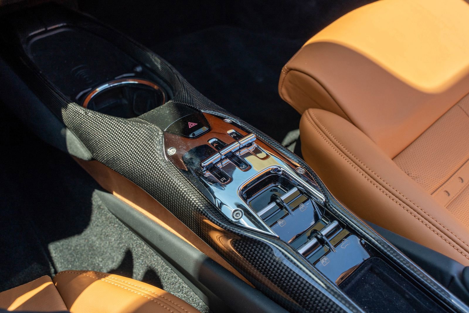 2024 Ferrari 296 GTS Base photo 42