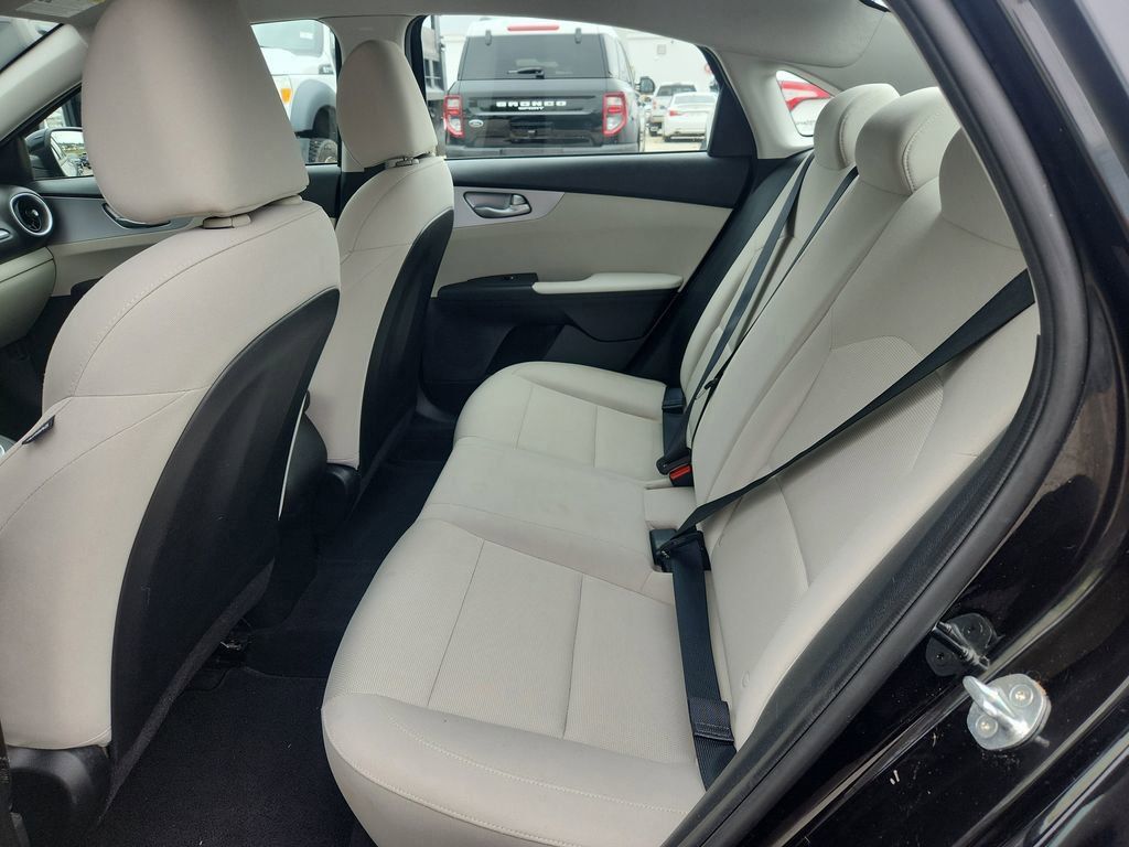 2022 Kia Forte LXS photo 10
