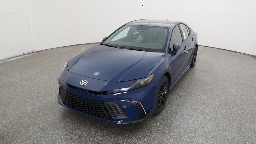 2026 Toyota Camry SE photo 5