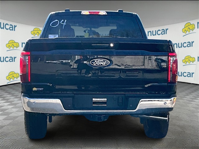 2024 Ford F-150 XLT photo 4