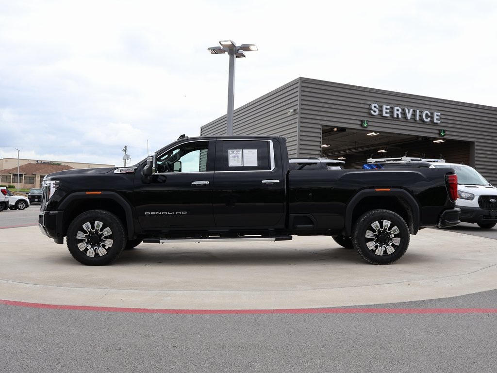 2024 Gmc Sierra HD Denali photo 2