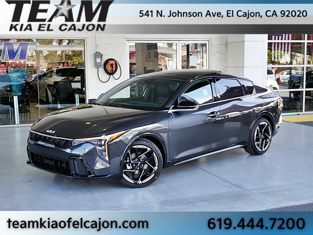 2025 Kia K4 GT-Line's photo