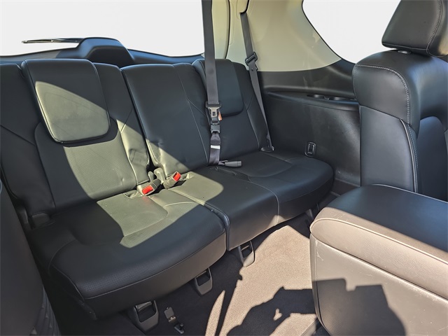 2019 Infiniti QX80 Luxe photo 11