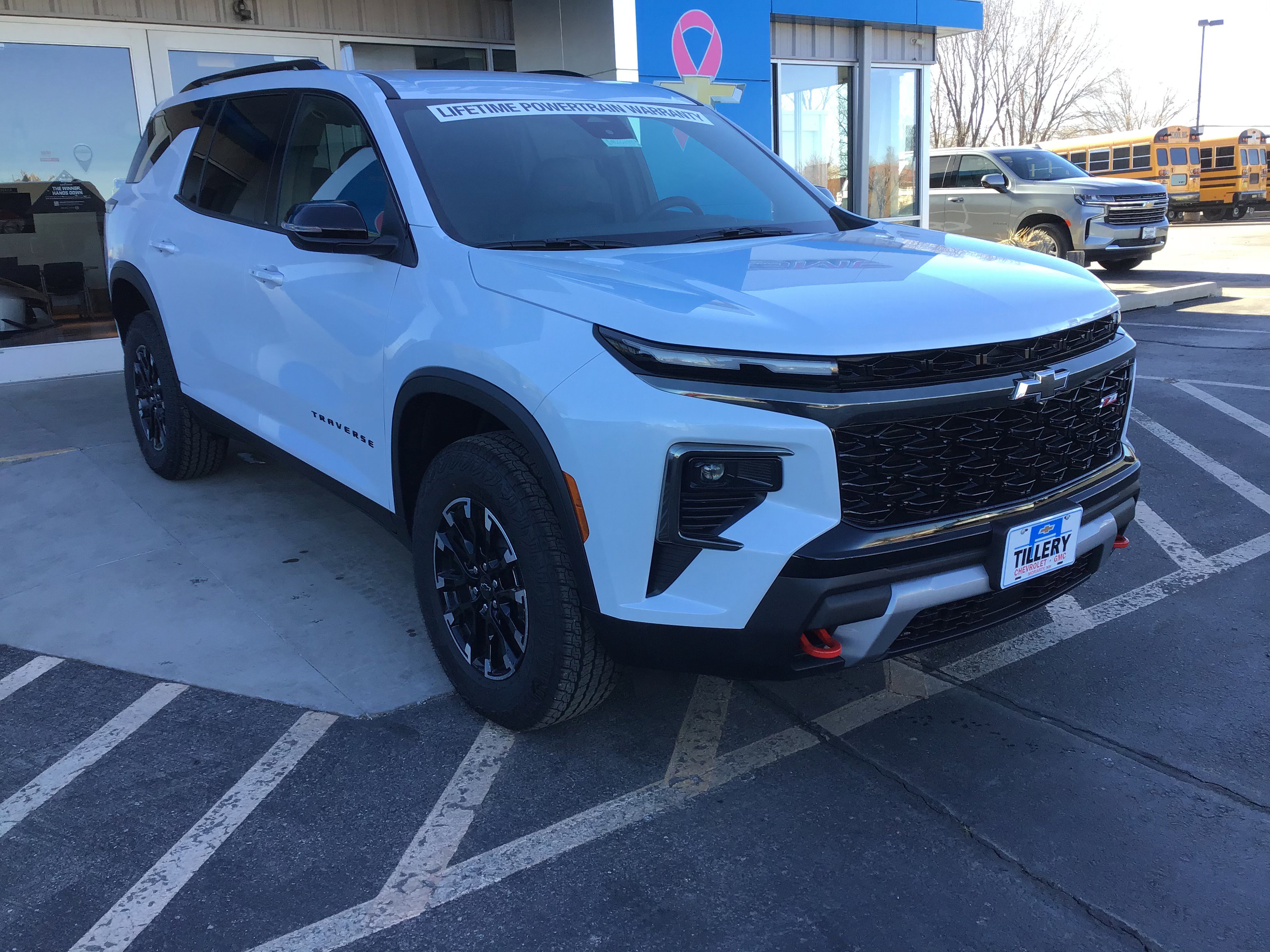 2026 Chevrolet Traverse Z71 photo 2