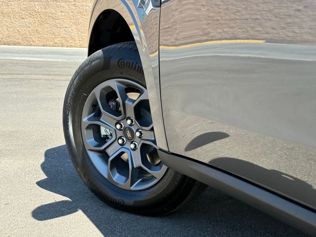 2025 Ford Maverick XLT photo 14