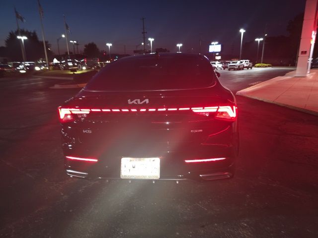 2024 Kia K5 GT-Line photo 3