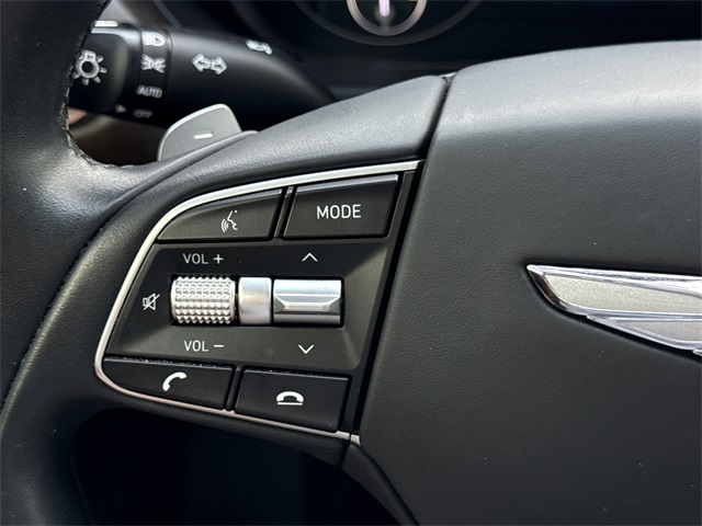 2020 Genesis G90 3.3T Premium photo 24