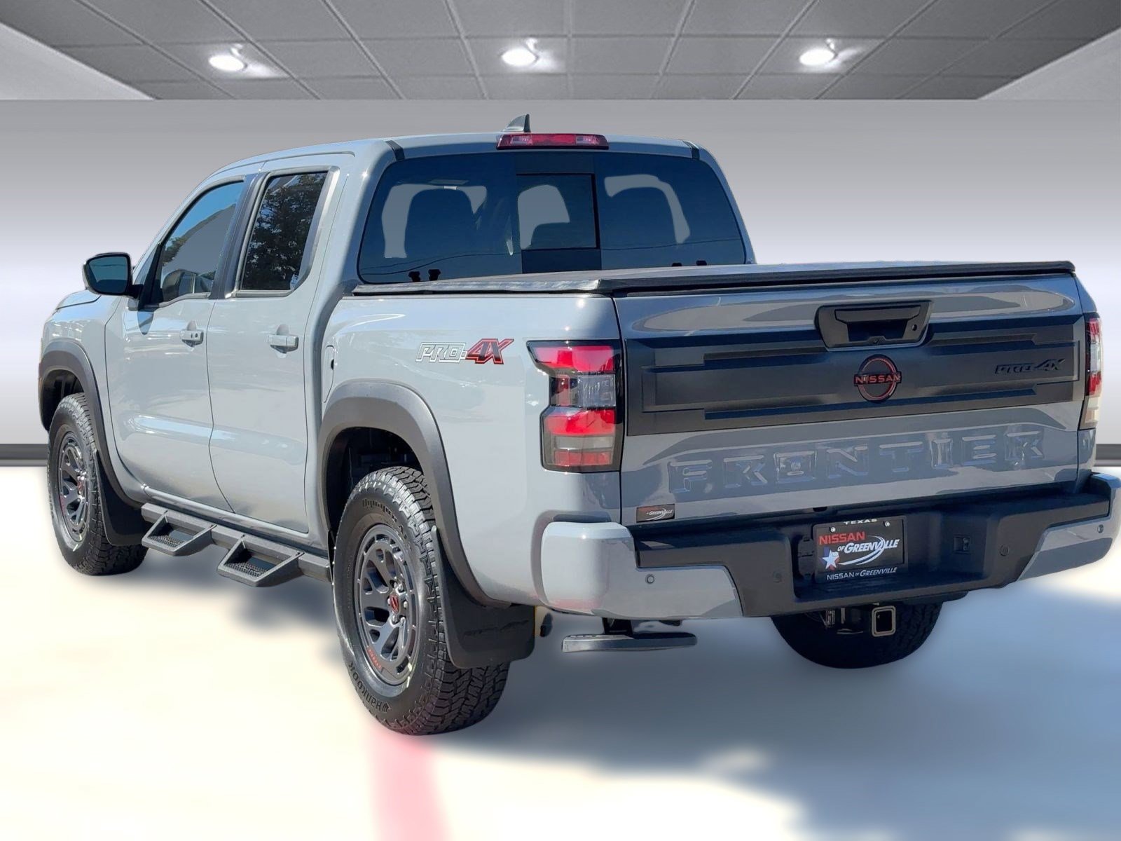 2026 Nissan Frontier PRO-4X photo 3