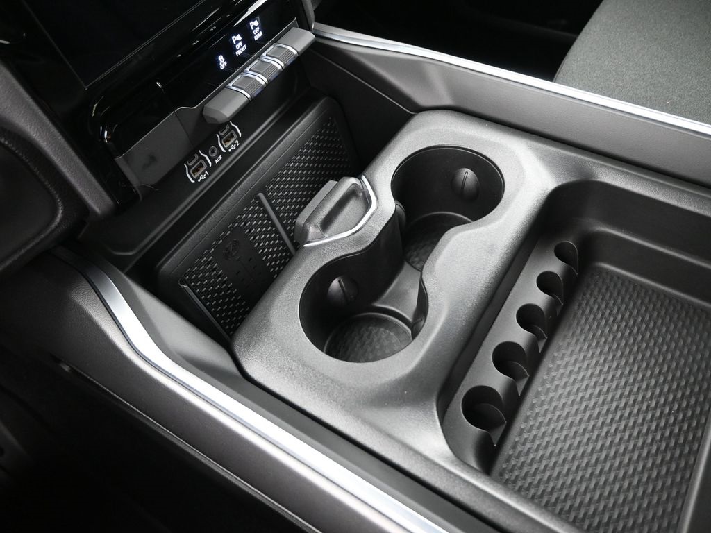 2025 Ram 1500 Big Horn Lone Star photo 4