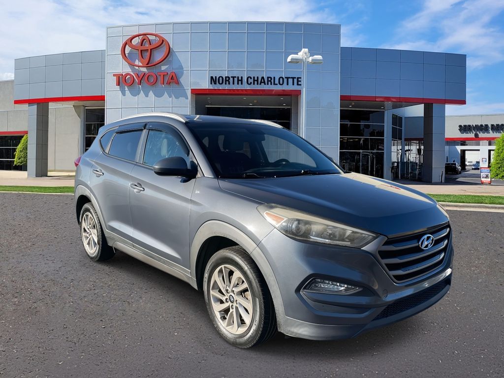 2016 Hyundai Tucson SE
