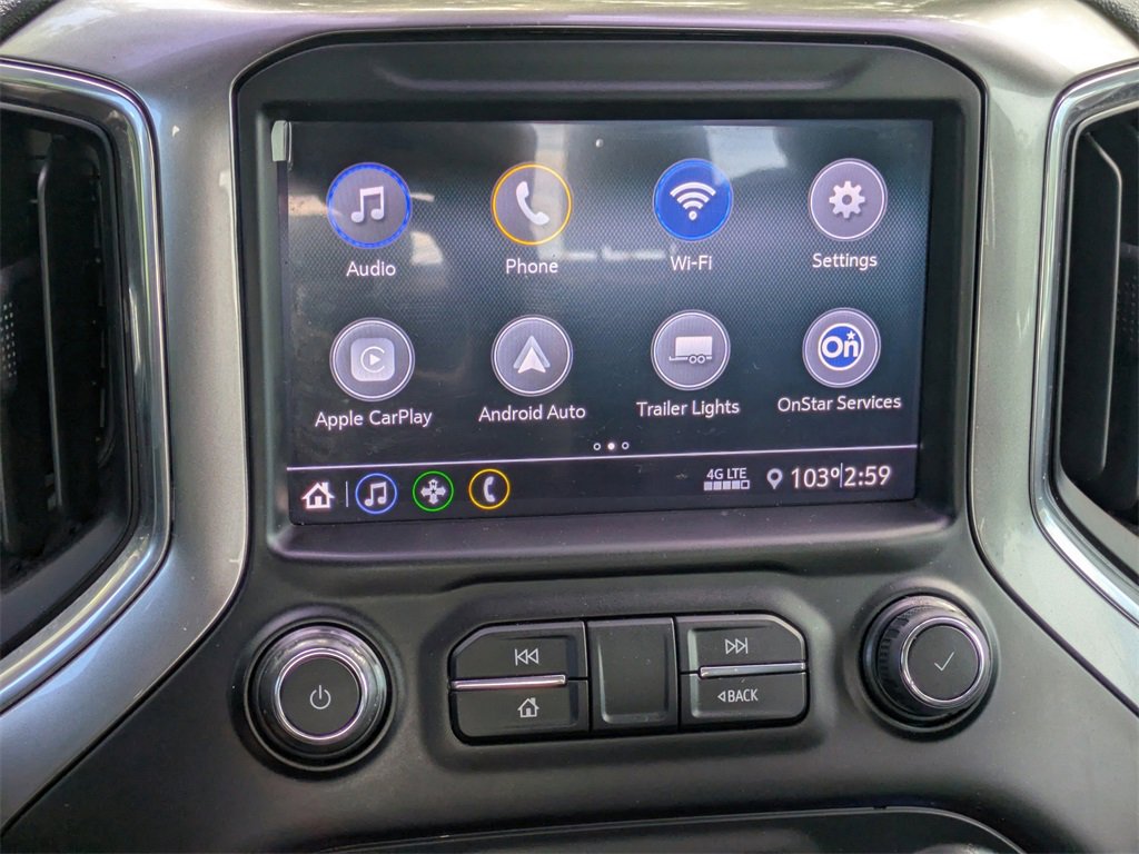 2022 Chevrolet Silverado RST photo 13