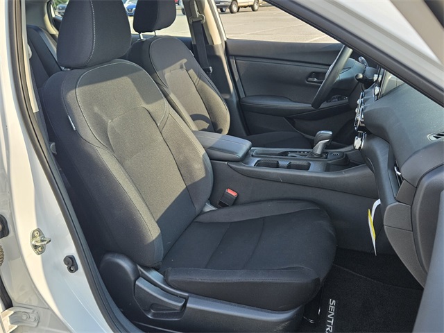 2025 Nissan Sentra S photo 15