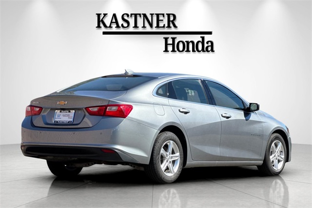 2024 Chevrolet Malibu 1LT photo 4