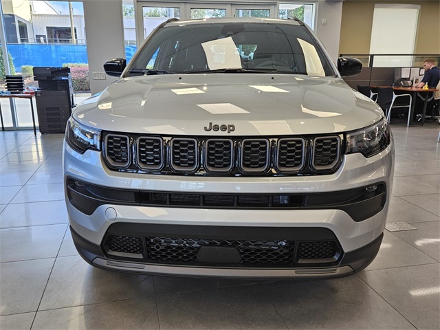 2026 Jeep Compass Latitude photo 2