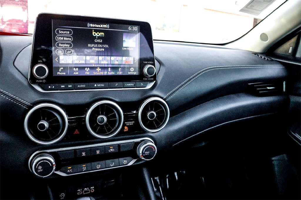 2025 Nissan Sentra SV photo 21