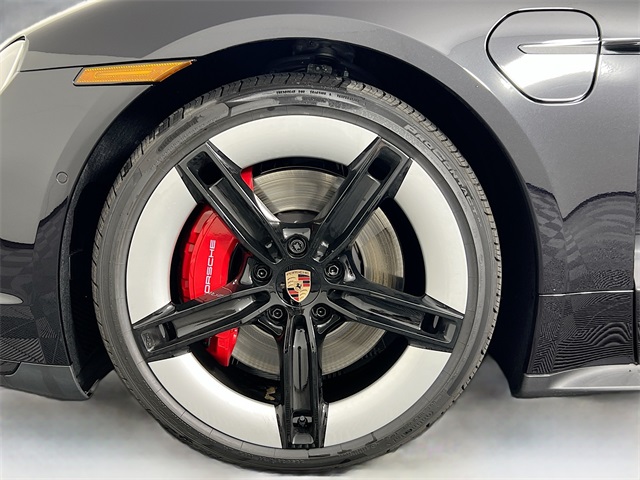 2026 Porsche Taycan GTS photo 29